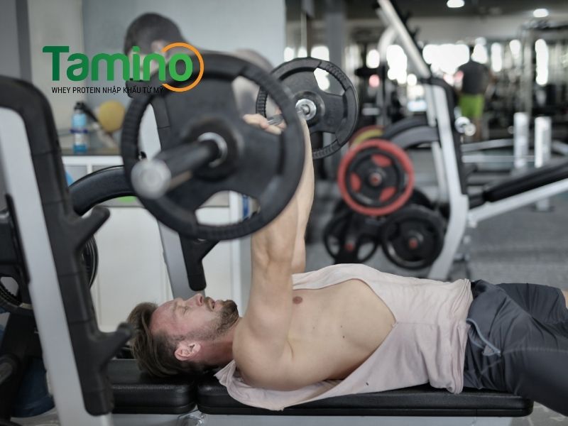 Tại sao tập gym lại tăng cân